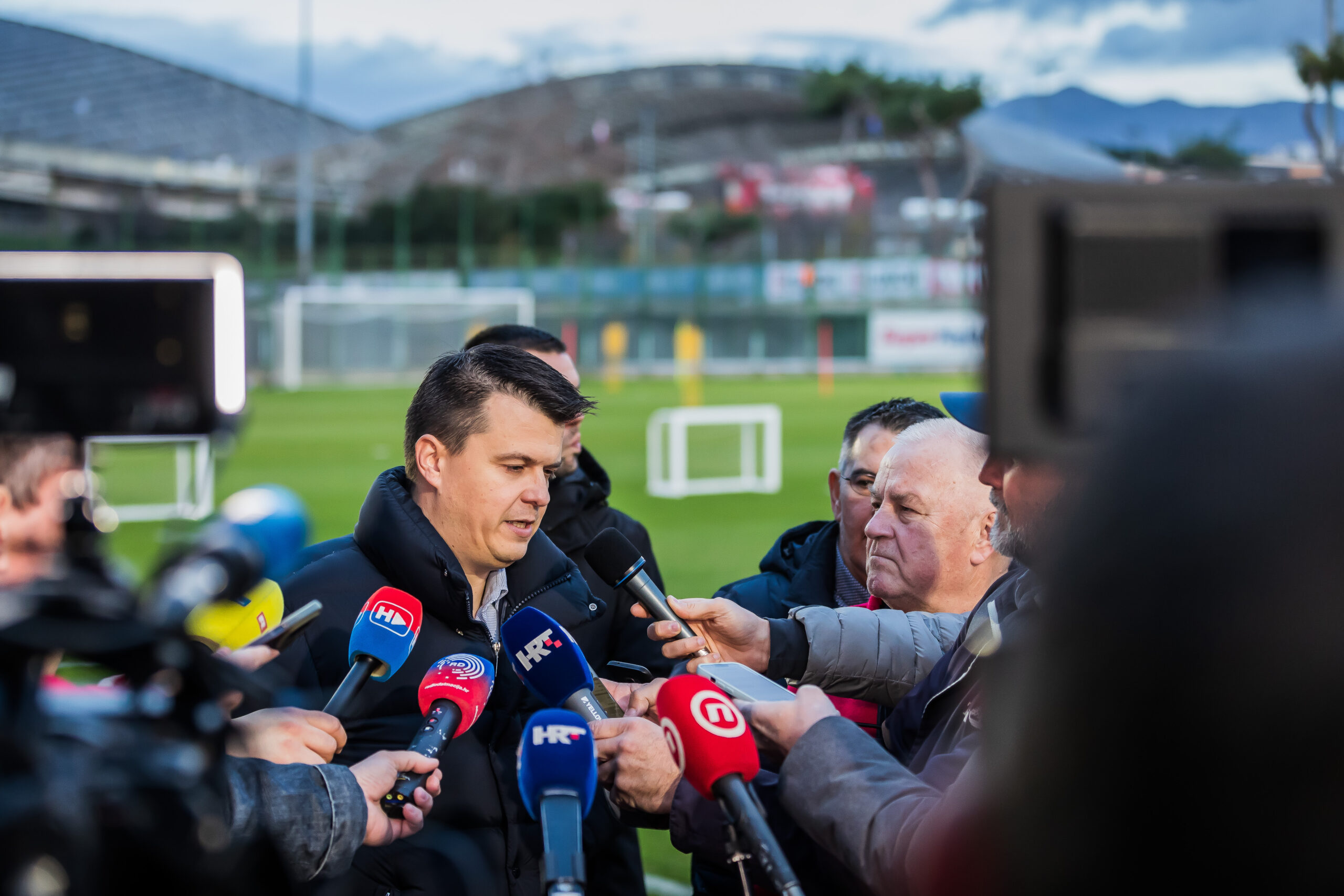 03.01.2024., Split - Na pomocnim terenima stadiona Poljud pocele su pripreme nogometasa Hajduka za nastavak sezone. Sportski direktor Mindaugas Nikolicius dao je izjavu medijima. Photo: Zvonimir Barisin/PIXSELL