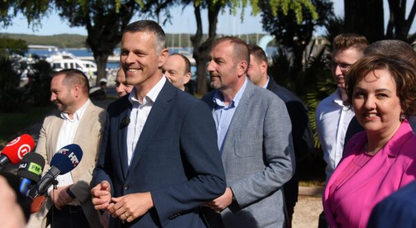 03.05.2024., Pula: Zastupnik IDS-a u Europskom parlamentu, Valter Flego, odrzao je konferencijuza novinare na temu Istra u Bruxellesu, te predstavio listu za europske izborem, odnosno svoje planove za slijedeci mandat. Photo: Sasa Miljevic/PIXSELL