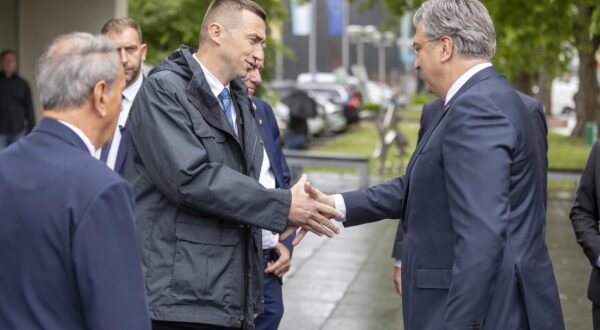 03.05.2024., Vukovar - Predsjednik Vlade Andrej Plenkovic sudjelovao je na svecanoj sjednici Gradskog vijeca Grada Vukovara u povodu obiljezavanja Dana grada. Photo: Davor Javorovic/PIXSELL