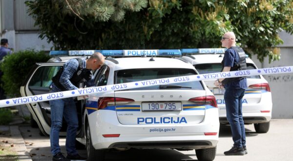 05.04.2024., Zagreb - Jutros je oko 8:20 sati u stanu na Srednjacima pronadjeno je tijelo zene. Policija je izvijestila da je smrt posljedica kaznenog djela.  Ocevid je u tijeku. Photo: Robert Anic/PIXSELL