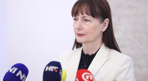 09.02.2024., Zagreb - Na konferenciji za medije odrzanoj u Saboru o aktualnim temama govorila je Vesna Vucemilovic.
 Photo: Patrik Macek/PIXSELL