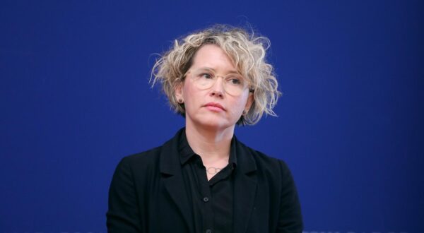 11.10.2023., Zagreb - Na konferenciji za medije odrzanoj u Saboru o zakonu o turizmu govorila je Ivana Kekin. Photo: Patrik Macek/PIXSELL