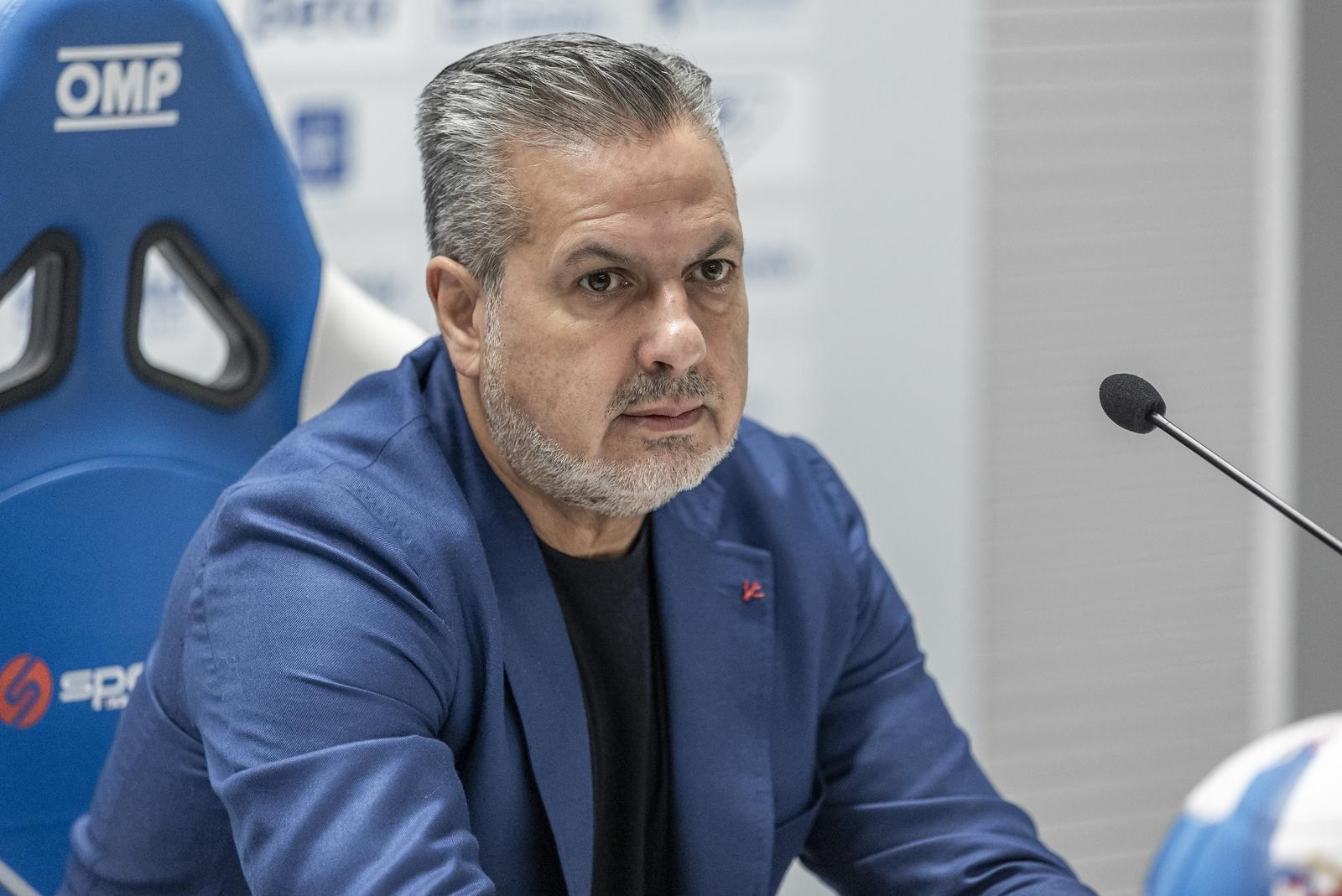 12.01.2024., Osijek, Opus Arena - Konferencija za novinare na kojoj je predstavljen novi sportski direktor NK Osijeka Jose Bota. sportski direktor Jose Bota Photo: Davor Javorovic/PIXSELL