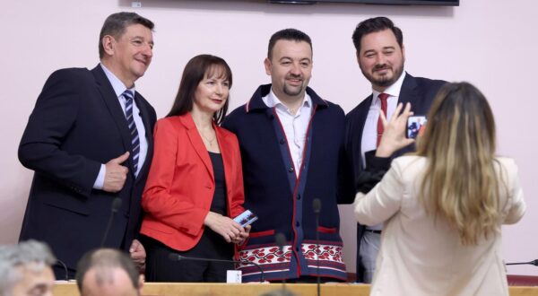 14.03.2024., Zagreb - U sabornici je pocelo glasovanje o raspravljenim tockama dnevnog reda medju kojima je i rasputanje Sabora. Photo: Patrik Macek/PIXSELL