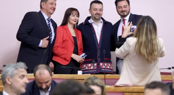 14.03.2024., Zagreb - U sabornici je pocelo glasovanje o raspravljenim tockama dnevnog reda medju kojima je i rasputanje Sabora. Photo: Patrik Macek/PIXSELL