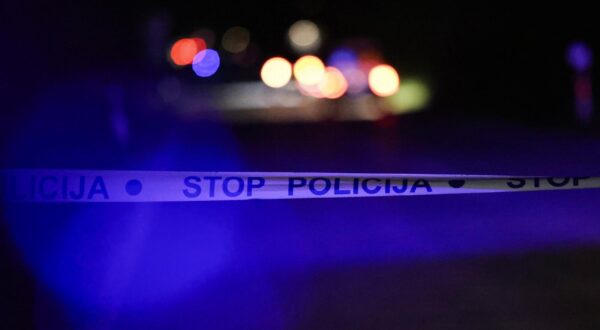 22.04.2024., Sinj- nesto prije 18 sati u mjestu Glavice Gornje DC 219 Han-Sinj doslo je do prometne nesrece , sudar osobnog vozila i motocikla. Vozac motocikla preminuo na mjestu od zadobivenih ozljeda. Cesta je zatvorena za sav promet. Navodno se radi o 25. godisnjem muskarcu iz mjesta Brnaze kod Sinja koji je upravljao Suzuki motorom te je sletio u kanal.  Photo: Ivana Ivanovic/PIXSELL