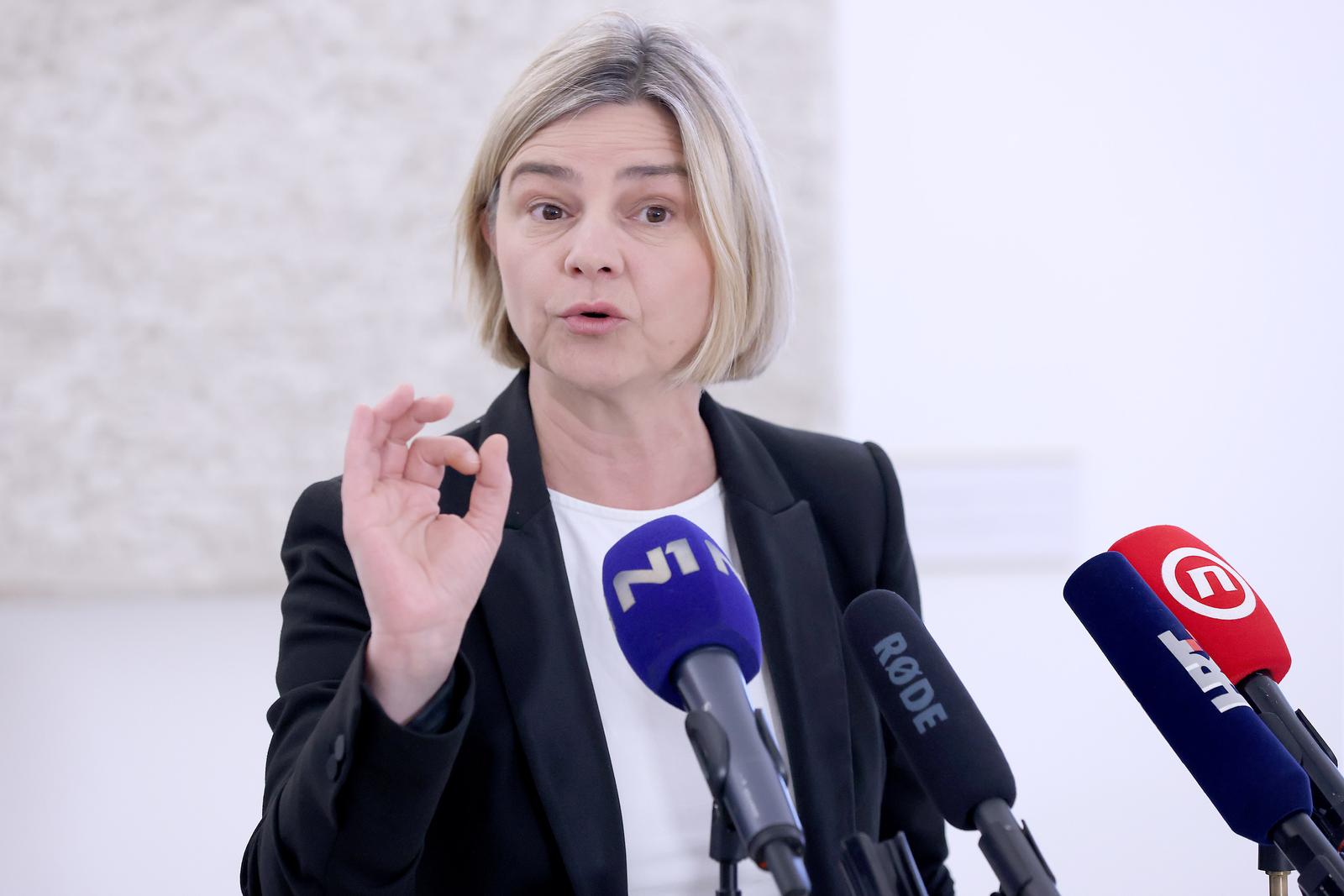 22.05.2024., Zagreb - Na konferenciji za medije odrzanoj u Saboru o aktualnim temama govorila je  Sandra Bencic. Photo: Patrik Macek/PIXSELL