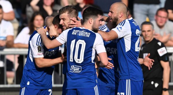 22.05.2024., stadion Rujevica, Rijeka - Uzvratna utakmica finala SuperSport Hrvatskog nogometnog kupa, HNK Rijeka - GNK Dinamo. Petar Sucic, Arber Hoxha Photo: Marko Lukunic/PIXSELL
