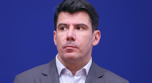 23.05.2024., Zagreb - Na konferenciji za medije odrzanoj u Saboru o temi „Prikupili smo potpise i upucujemo u proceduru odluku o osnivanju istraznog povjerenstva o radu stozera za vrijeme epidemije koronavirusa“ govorili su Nikola Grmoja, Marijan Pavlicek i Jusip Jurcevic. Photo: Patrik Macek/PIXSELL