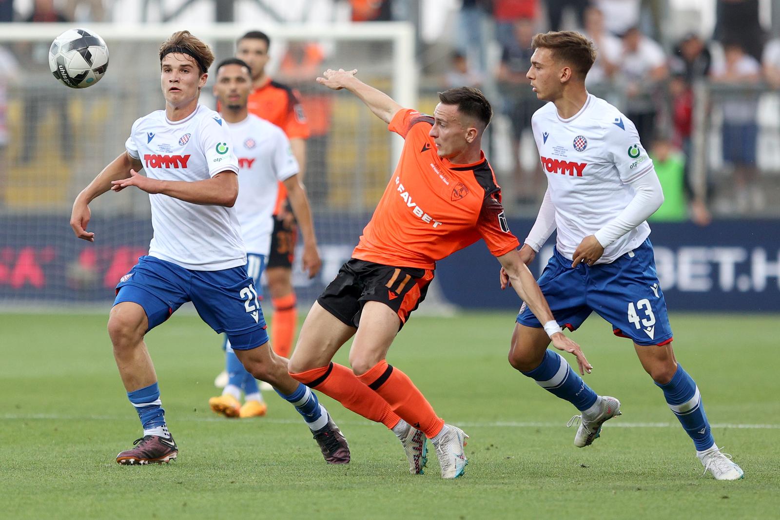 24.05.2023., stadion HNK Rijeka, Rijeka - Finalna utakmica SuperSport Hrvatskog nogometnog kupa, HNK Hajduk - HNK Sibenik. Rokas Pukstas, Ivan Dolcek, Niko Kristian Sigur Photo: Nel Pavletic/PIXSELL
