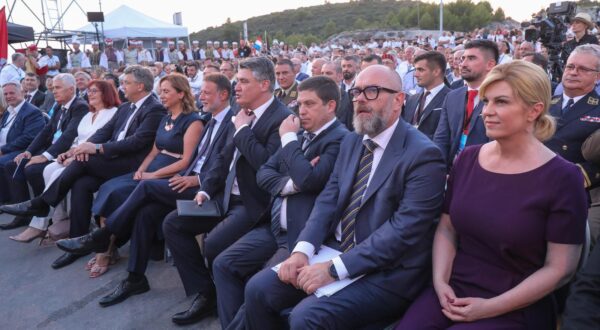 26.07.2022., Komarna - Sluzbeno otvorenje Peljeskog mosta.  Andrej Plenkovic, Zoran Milanovic, Sonja Jandrokovic, Gordan Jandrokovic, Oleg Butkovic, Kolinda Grabar Kitarovic  Photo: Ivo Cagalj/PIXSELL