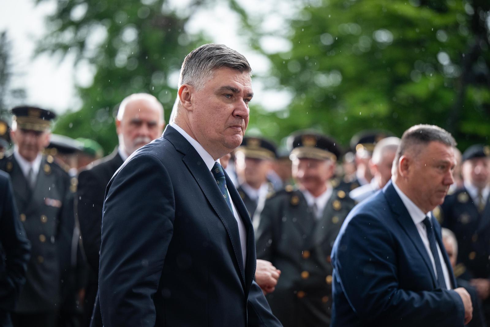 28.05.2024., Zagreb - Predsjednik Republike i vrhovni zapovjednik Oruzanih snaga Republike Hrvatske uprilicio je svecani prijam u Uredu predsjednika RH u prigodi obiljezavanja Dana Hrvatske vojske, Dana Hrvatske kopnene vojske i 33. obljetnice ustrojavanja Hrvatske vojske. Tim povodom Predsjednik Republike urucio je odlikovanja i promaknuca pripadnicima Oruzanih snaga Republike Hrvatske. predsjednik Republike Hrvatske Zoran Milanovic Photo: Neva Zganec/PIXSELL