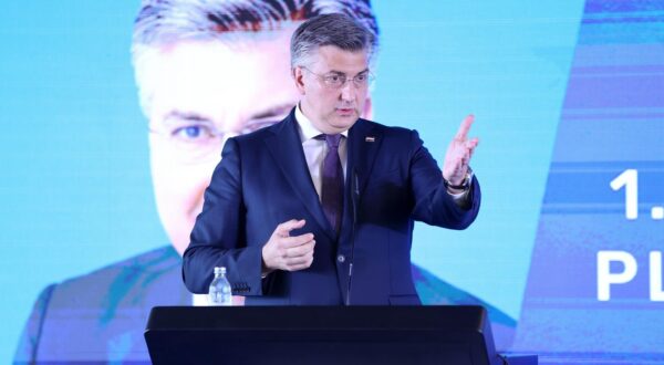 27.05.2024., Zagreb - Hotel Westin. Radni sastanak predsjednika HDZ-a i Vlade Andreja Plenkovica i kandidata s liste HDZ-a za europske izbore, s glavnim tajnikom EPP-a Thanasisom Bakolasom. Photo: Sanjin Strukic/PIXSELL