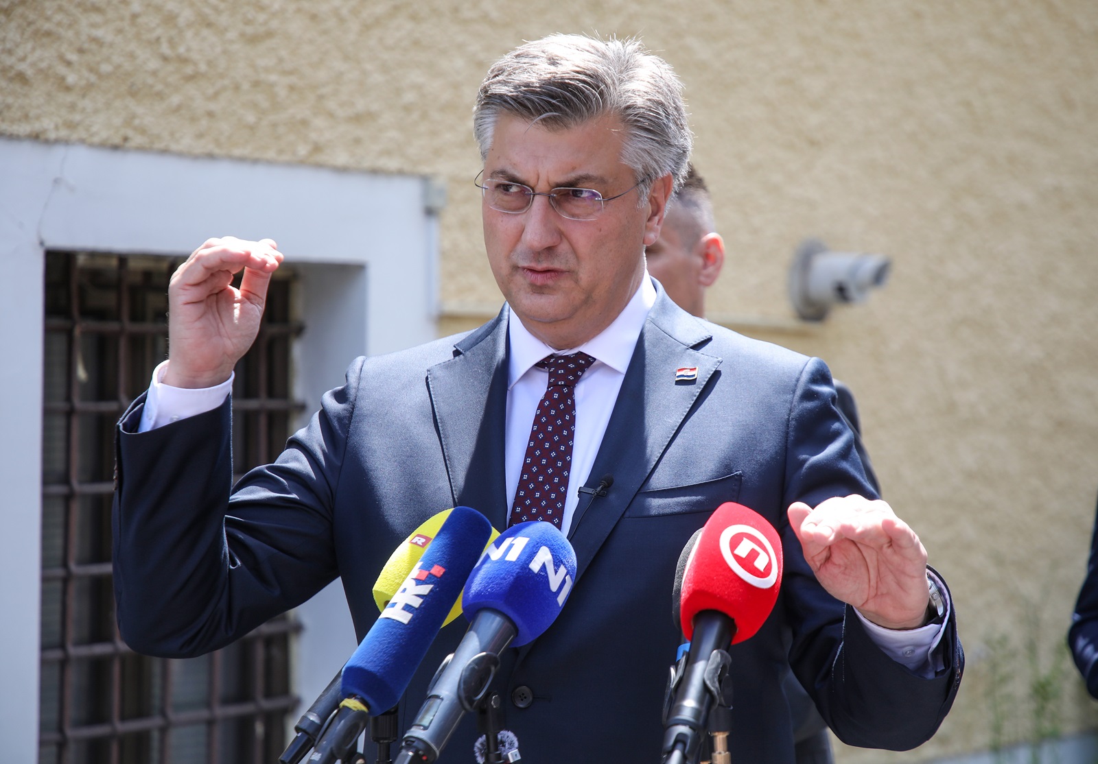 Čučerje, 22.05.2024. - Izjava za medije predsjednika Vlade RH Andreja Plenkovića nakon obilaska nekoliko gradilišta u procesu obnove nakon potresa u Zagrebu. Na fotografiji Andrej Plenković
foto HINA/ Admir BULJUBAŠIĆ/ abu