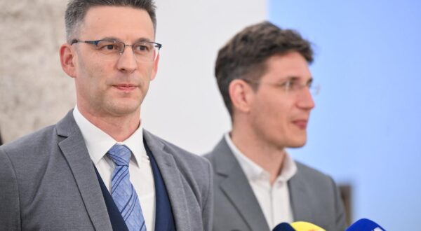 23.4.2024., Zagreb - Stranka Most predala je kandidacijske liste za Europski parlament. Photo: Neva Zganec/PIXSELL