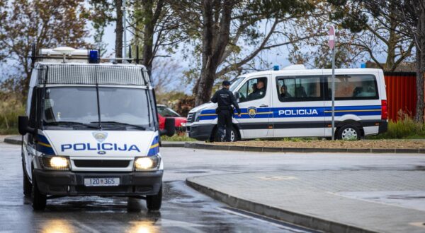 15.11.2020., Omis - Trening Hrvatske nogometne reprezentacije uoci utakmice Lige nacija protiv Portugala. rPhoto: Miroslav Lelas/PIXSELL