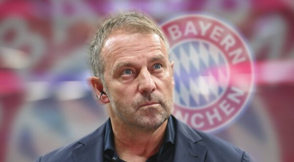 FC Bayern Muenchen verhandelt mit Hansi FLICK ARCHIVFOTO Trainer / Bundestrainer Hans-Dieter Hansi FLICK GER Spanien ESP - Deutschland GER, Gruppenphase Gruppe E, 2. Spieltag, am 27.11.2022, Al-Bayt Stadium in Al-Khor. Fussball Weltmeisterschaft 2022 in Katar vom 20.11. - 18.12.2022 Ă‚ *** FC Bayern Muenchen negotiates with Hansi FLICK ARCHIVE PHOTO Coach Hans Dieter Hansi FLICK GER Spain ESP Germany GER , Group Stage Group E, Matchday 2, on 27 11 2022, Al Bayt Stadium in Al Khor Football World Cup 2022 in Qatar from 20 11 18 12 2022 Ă‚,Image: 871935790, License: Rights-managed, Restrictions: Credit images as "Profimedia/ IMAGO", Model Release: no, Credit line: Frank Hoermann/SVEN SIMON / imago sportfotodienst / Profimedia