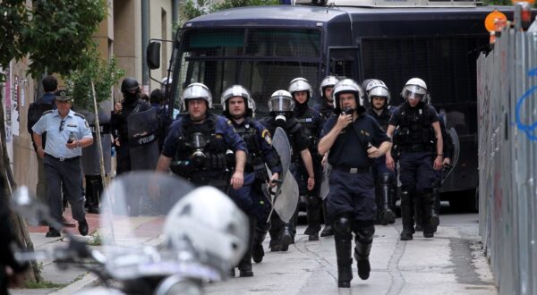 May 14, 2024, Athens, Greece: Police officers participate in an operation evacuating university students and activists from the Law School of the University of Athens. The pro-Palestinian protesters barricaded themselves in the building on the night of 13 May, following a rally outside the University of Athens, expressing opposition to Israeli military operations in Gaza.,Image: 872869384, License: Rights-managed, Restrictions: , Model Release: no, Credit line: Aristidis Vafeiadakis / Zuma Press / Profimedia
