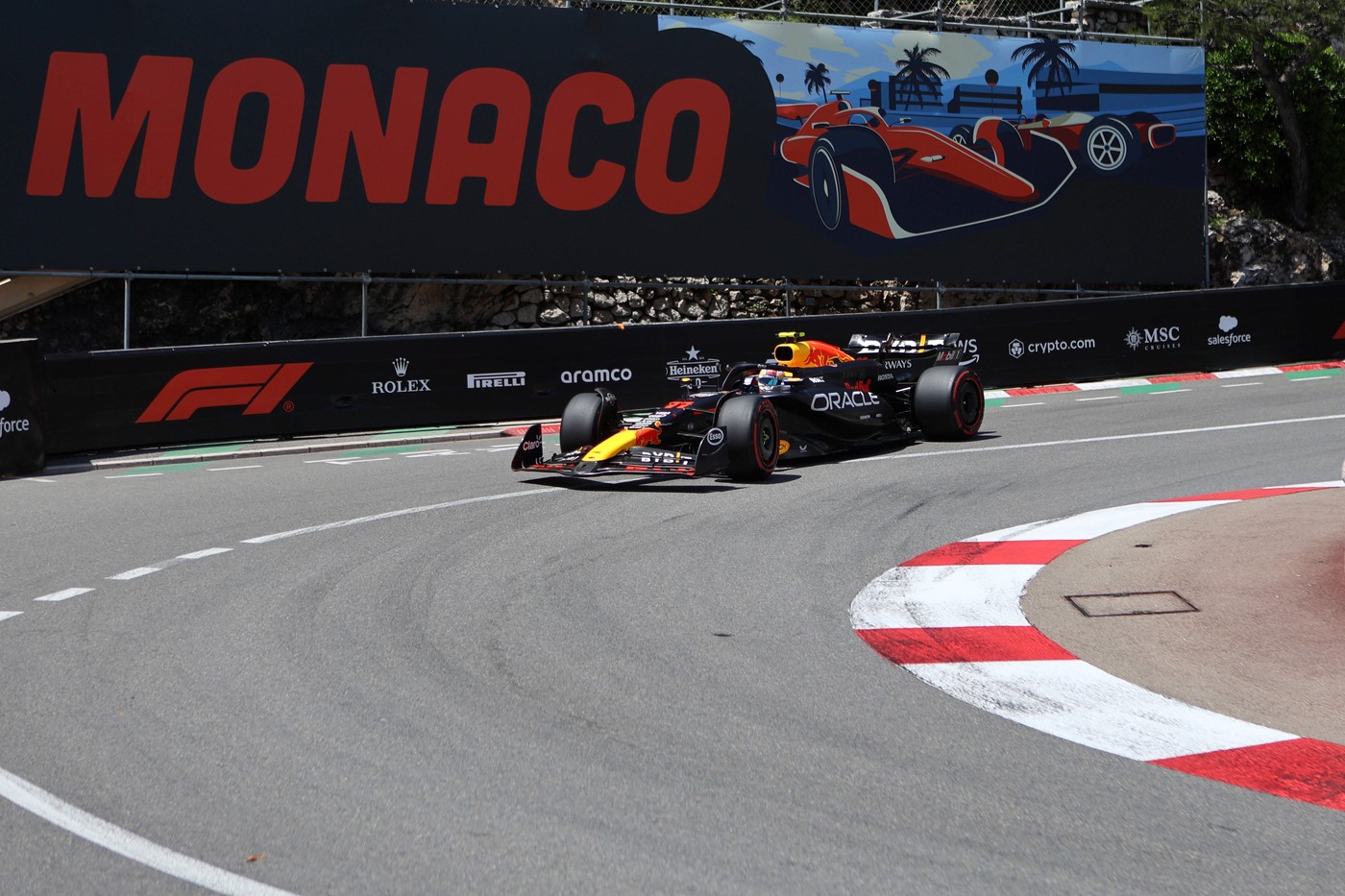 F1 Gran Prix of Monaco Sergio Perez of Red Bull Racing on track during qualifying for the F1 Grand Prix of Monaco at Circuit de Monaco on May 25, 2024 in Monte-Carlo, Monaco. Monaco Monte-Carlo Monaco Copyright: xMarcoxCanonierox,Image: 876559717, License: Rights-managed, Restrictions: Credit images as "Profimedia/ IMAGO", Model Release: no, Credit line: IMAGO / imago sportfotodienst / Profimedia