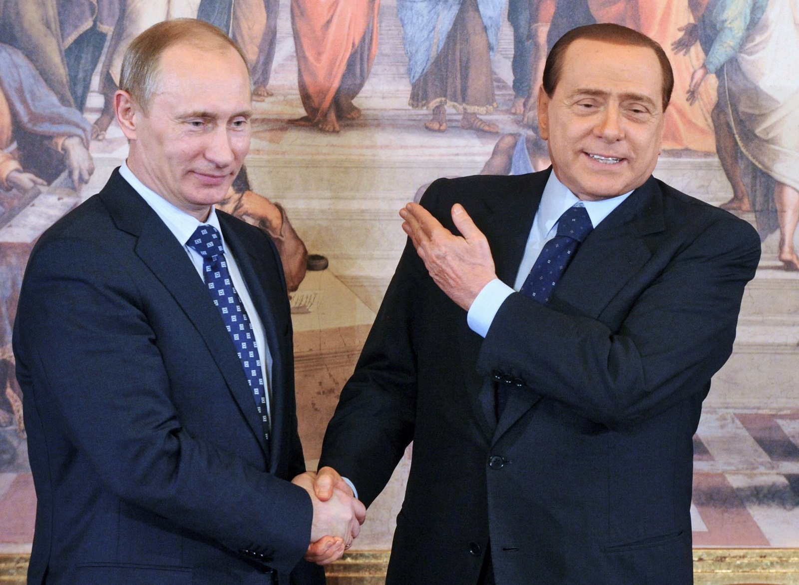 55: MILAN, ITALY. APRIL 27, 2010. Russian PM Vladimir Putin (L) and Prime Minister Silvio Berlusconi of Italy (R) give a joint press conference.,Image: 62864125, License: Rights-managed, Restrictions: , Model Release: no, Credit line: Shemetov Maxim / TASS / Profimedia
