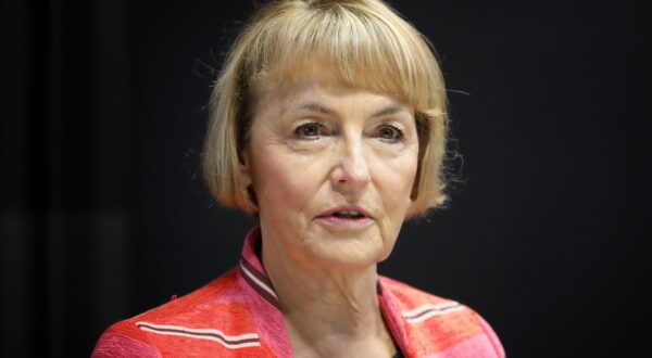 03.11.2021 Zagreb- Vesna Pusic, bivsa politicarka i sveucilisna profesorica.
 Photo: Boris Scitar/PIXSELL