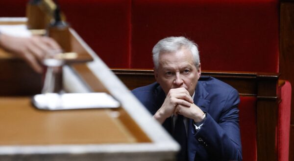 France's Minister for Economy and Finances Bruno Le Maire looks on as he attends a parliamentary session debate on the right-to-die bill, widely referred to as focussing on "end of life" or "aid in dying", at the National Assembly in Paris on June 3, 2024.,Image: 878541039, License: Rights-managed, Restrictions: , Model Release: no, Credit line: Ludovic MARIN / AFP / Profimedia