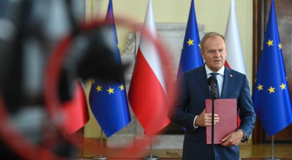 epa11358815 Polish Prime Minister Donald Tusk speaks during a press conference after the government meeting at the headquarters of the Chancellery of the Prime Minister in Warsaw, Poland, 21 May 2024. Donald Tusk issued an order on the establishment of a commission to investigate Russian and Belarusian influence in Poland between 2004-2024.  EPA/Piotr Nowak POLAND OUT