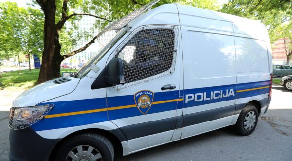 02.05.2024., Zagreb - Dovodjenje uhicenih na ispitivanje u Ured Europskog javnog tuzitelja zbog sumnje na korupciju u aferi Geodezija. Photo: Robert Anic/PIXSELL