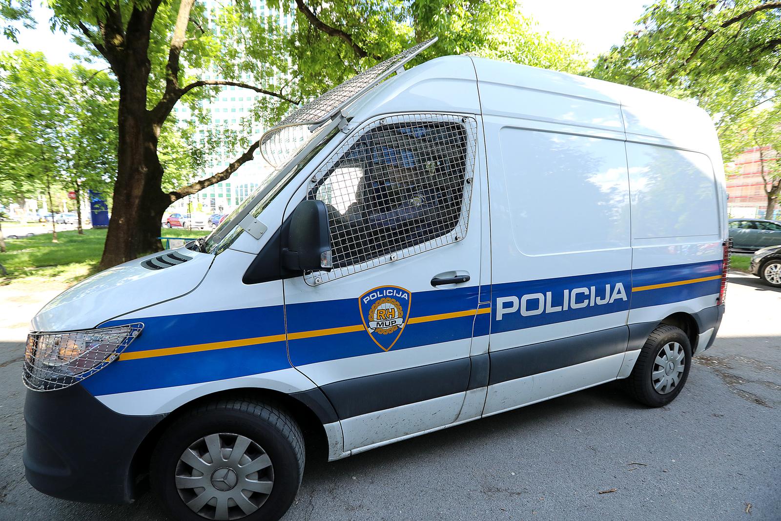 02.05.2024., Zagreb - Dovodjenje uhicenih na ispitivanje u Ured Europskog javnog tuzitelja zbog sumnje na korupciju u aferi Geodezija. Photo: Robert Anic/PIXSELL