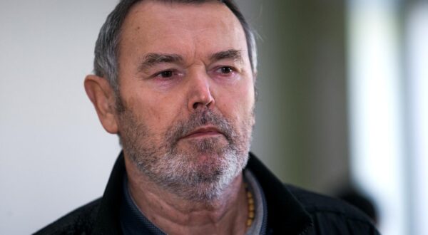 02.11.2015., Osijek - Presuda Ivanu Komaku, kceri Andreji Komak, sinu Ivici Komaku, supruzi Anici Komak te Domagoju Njegovanu zbog malverzacija s isplatom dividendi u Pivovari Osijek. Na citanju presude pojavio se jedino Ivan Komak. rPhoto: Davor Javorovic/PIXSELL