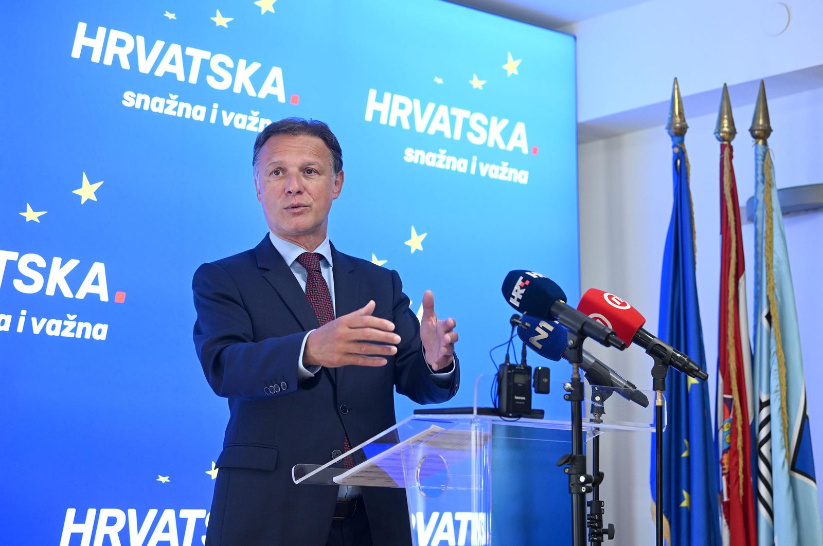 06.06.2024., Zagreb - Konferencija za medije predsjednika Hrvatskog sabora Gordana Jandrokovica na temu nadolazecih izbora za Europski parlament. Photo: Marko Lukunic/PIXSELL