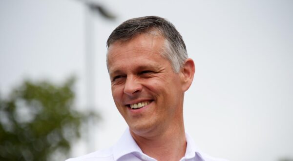09.06.2024., Buzet: U Hrvatskoj se danas glasuje za zastupnike u EU parlamentu. IDS-ov europarlamentarac, Valter Flego, glasao je u Buzetu. Photo: Sasa Miljevic/PIXSELL