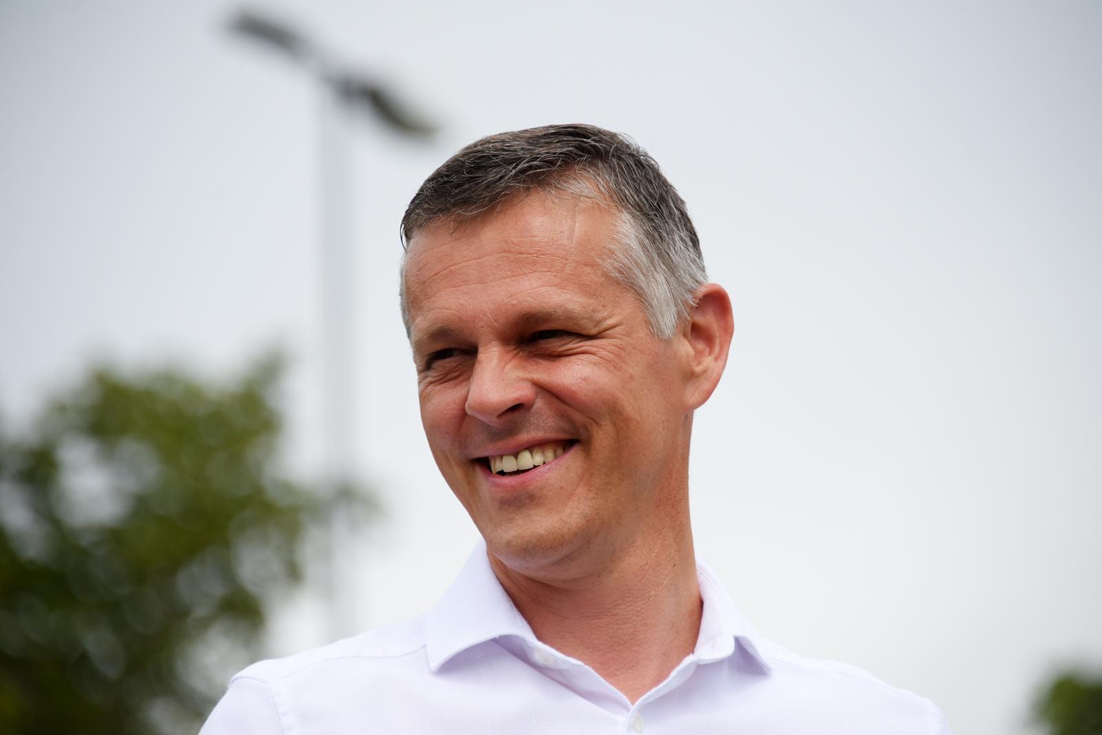 09.06.2024., Buzet: U Hrvatskoj se danas glasuje za zastupnike u EU parlamentu. IDS-ov europarlamentarac, Valter Flego, glasao je u Buzetu. Photo: Sasa Miljevic/PIXSELL