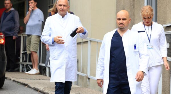 11.06.2024., Zagreb - Odrzana konferencija za medije ravnatelja Davor Vagic i specijalist ortopedije i traumatologije Dinko Vidovic ispred Klinike za traumatologiju KBC-a Sestre milosrdnice. Photo: Marko Prpic/PIXSELL
