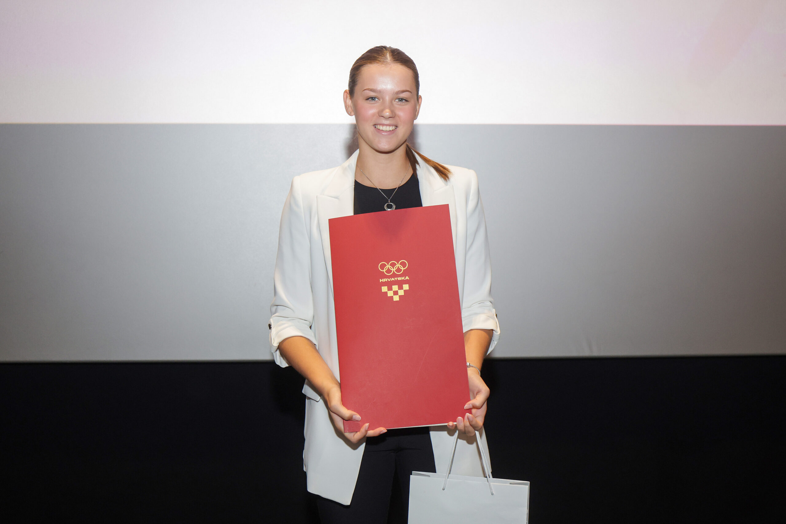 11.09.2023., Zagreb - Svecana dodjela HOO-ove Nagrade Drazen Petrovic, namijenjenu najuspjesnijim sportasima mladjih dobnih kategorija. Jana Pavalic, najveca nada hrvatskog sporta.  Photo: Luka Stanzl/PIXSELL