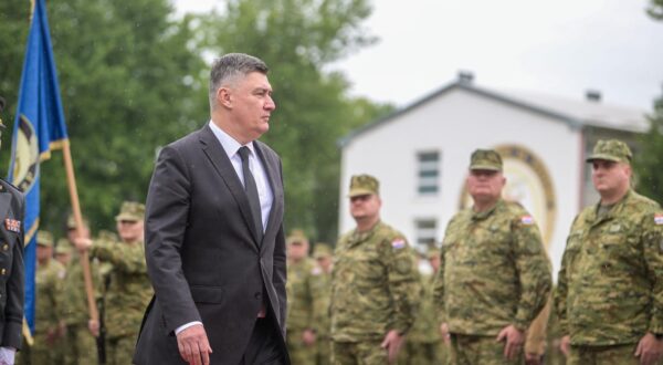 13.06.2024., Zagreb - Svecano obiljezavanje 22. obljetnice ustroja zapovjednistva za potporu. Sudjelovao je Pred. republike Hrvatske i vrhovni zapovjednik oruzanih snaga Zoran Milanovic koji je odlikovao Spomenicom domovinske zahvalnosti pripadnike zapovjednistva za potporu. Photo: Igor Soban/PIXSELL