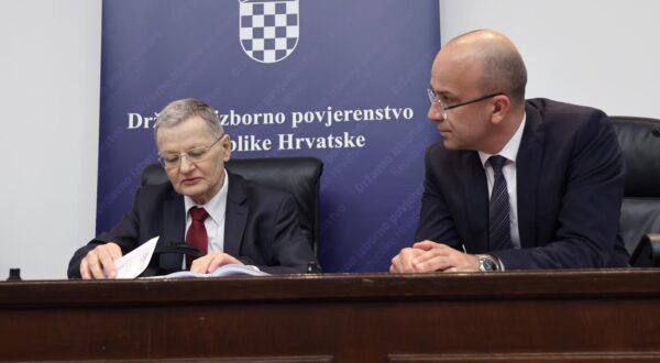 18.04.2024., Zagreb - Konferencija za medije Drzavnog izbornog povjerenstva odrzana je u zgradi Hrvatskoga sabora, na kojoj su Damir Kontrec, Radovan Dobronic, Slaven Hojski i Josip Salapic dali sluzbeni izjavu o tome kako su prosli izbori. Photo: Sanjin Strukic/PIXSELL