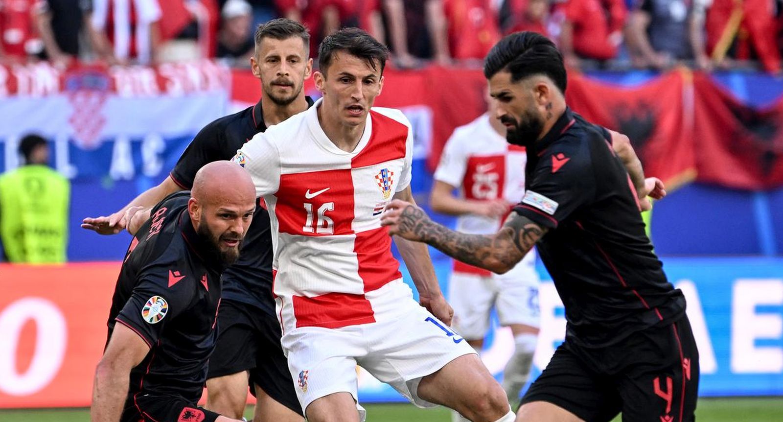 19.06.2024., Volksparkstadion, Hamburg, Njemacka - Europsko prvenstvo 2024., skupina B, 2. kolo, Hrvatska - Albanija. Ante Budimir. Photo: Marko Lukunic/PIXSELL