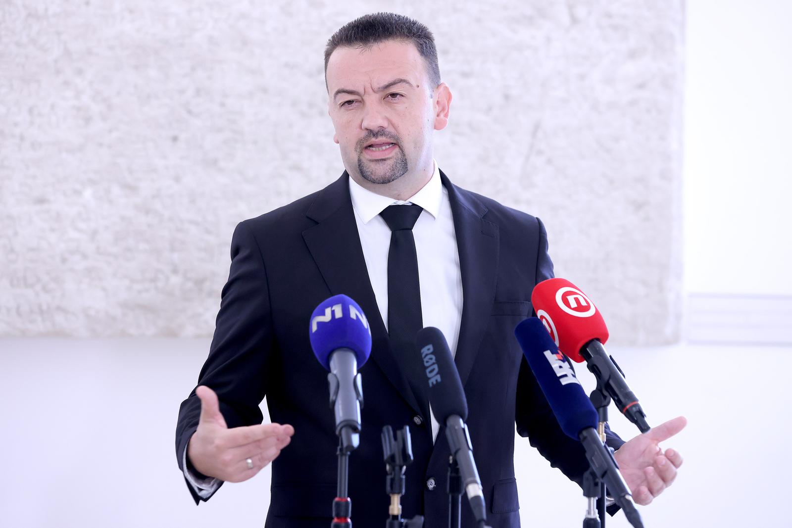 22.05.2024., Zagreb - Na konferenciji za medije odrzanoj u Saboru o aktualnim temama govorio je Marijan Pavlicek. Photo: Patrik Macek/PIXSELL