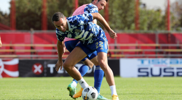 22.09.2021., Rijeka - Sesnaestina finala Hrvatskog nogometnog kupa. Orijent 1919 - Dinamo. Stadion Krimeja. Marin Leovac, Duje Cop.rPhoto: Goran Kovacic/PIXSELL