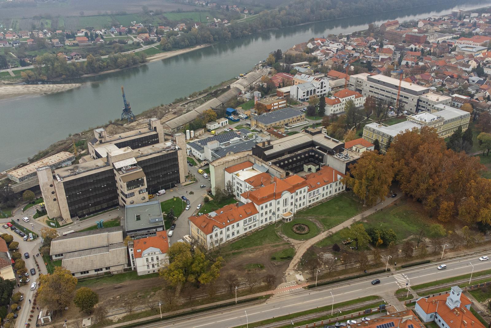 10.11.2022., Osijek - Fotografija iz zraka Donjeg grada i Klinickog bolnickog centra Osijek. Photo: Davor Javorovic/PIXSELL