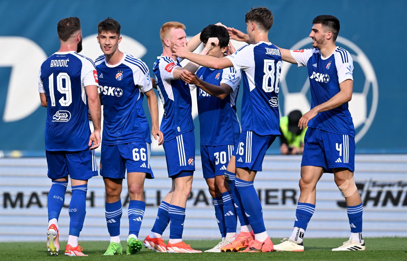 26.05.2024., stadion Maksimir, Zagreb - SuperSport HNL, 36. kolo, GNK Dinamo - NK Rudes. Nogometasi Dinama slave pogodak Takura Kaneka za vodstvo 2:1. Fran Brodic, Branko Pavic, Luka Vrbancic, Takuro Kaneko, Leon Jakirovic, Bosko Sutalo Photo: Marko Lukunic/PIXSELL