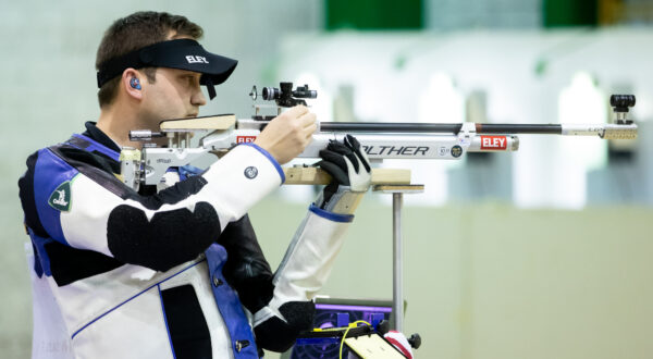 30.11.2019., Zagreb - U dvorani Osnovne skole Petar Zrinski odrzan je 43. Mladost Trophy u gadjanju zracnom puskom. Petar Gorsa.rPhoto: Davor Puklavec/PIXSELL