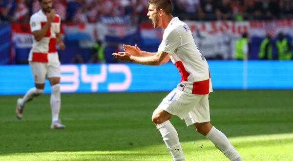 Soccer Football - Euro 2024 - Group B - Croatia v Albania - Hamburg Volksparkstadion, Hamburg, Germany - June 19, 2024 Croatia's Andrej Kramaric celebrates scoring their first goal REUTERS/Lisi Niesner Photo: LISI NIESNER/REUTERS