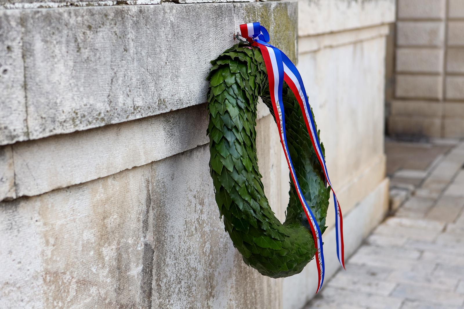 22.06.2024., Zadar - Gradonacelnik Branko Dukic i zupan Bozidar Longin polozili vijenac na spomen obiljezje povodom Dana antifasisticke borbe Photo: Sime Zelic/PIXSELL