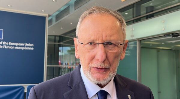 Luxembourg, 13.06.2024 -  Hrvatska æe na vrijeme biti spremna za provedbu pakta o migracijama i azilu i ispunit æe sve obveze koje iz toga proizlaze, izjavio je u èetvrtak u Luxembourgu ministar unutarnjih poslova Davor Boinoviæ. foto HINA/ Slavko VUKADIN/ ik