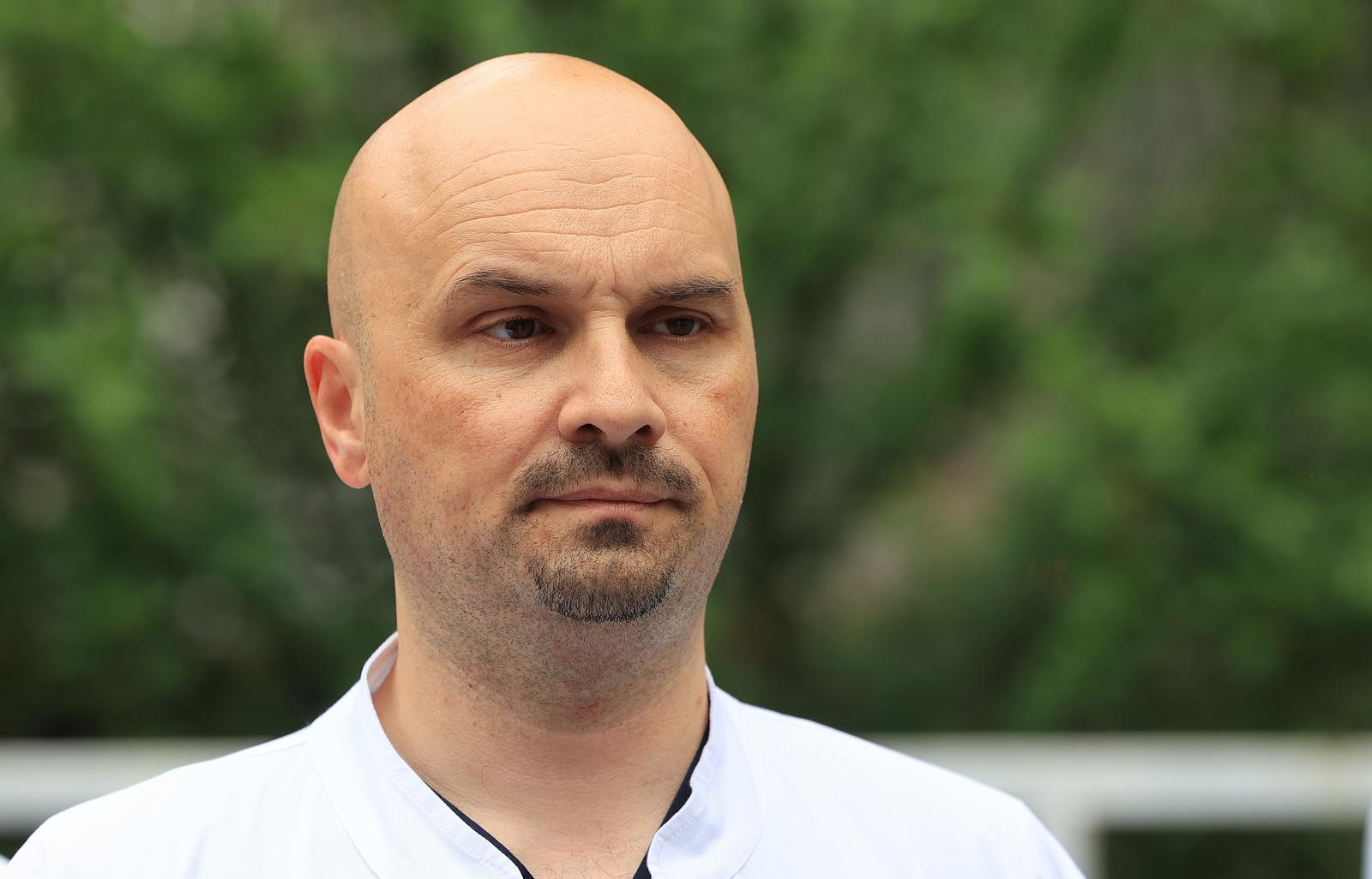 11.06.2024., Zagreb - Odrzana konferencija za medije ravnatelja Davor Vagic i specijalist ortopedije i traumatologije Dinko Vidovic ispred Klinike za traumatologiju KBC-a Sestre milosrdnice. Photo: Marko Prpic/PIXSELL