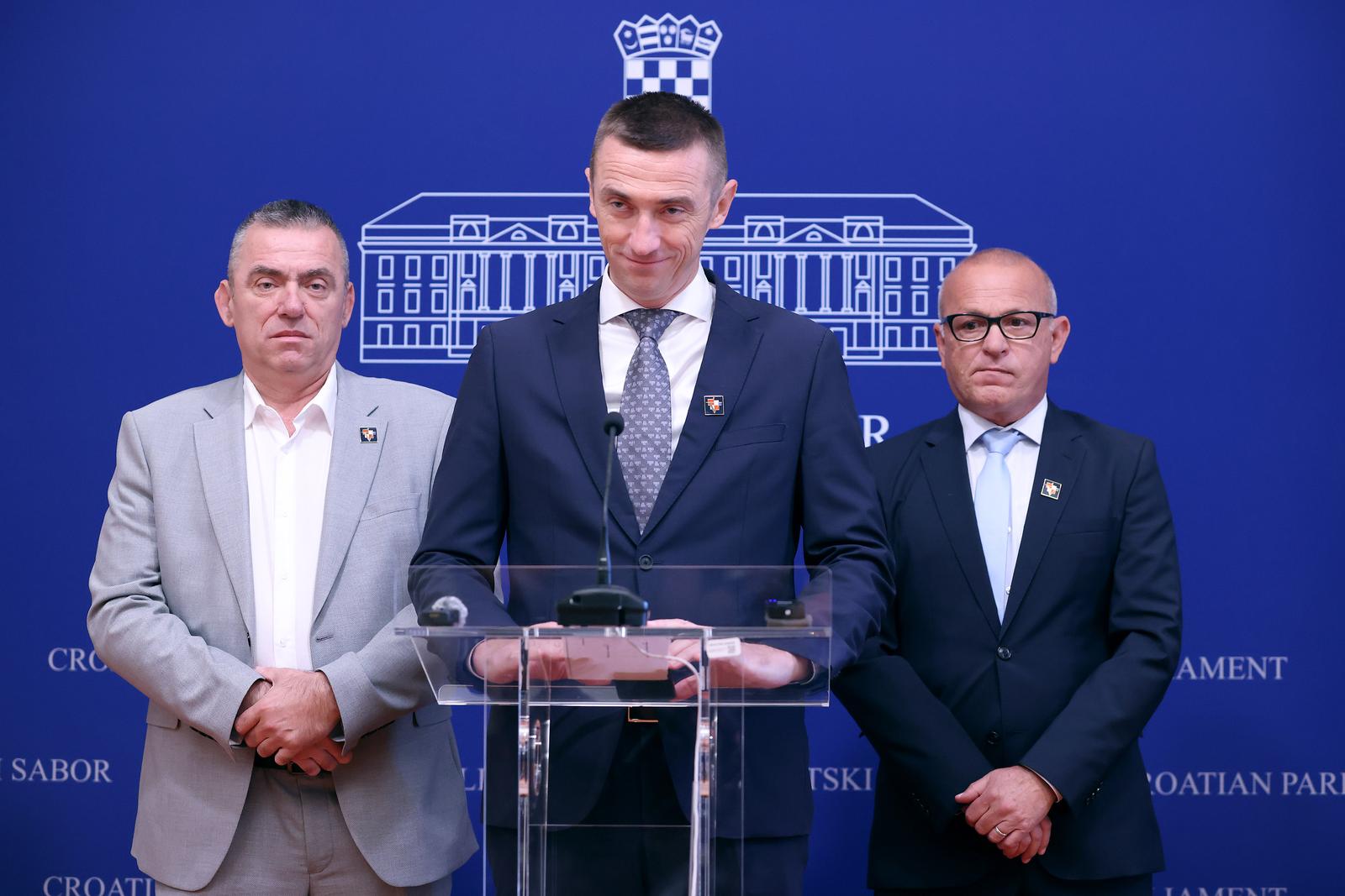 12.06.2024., Zagreb - Na konferenciji za medije Domovinskog pokreta odrzanoj u Saboru o aktualnim temama govorili su Ivan Penava, Stipo Mlinaric i Tomislav Josic. Photo: Patrik Macek/PIXSELL