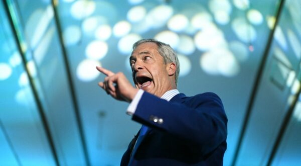 Leader of Reform UK Nigel Farage delivers a speech at a hotel in Blackpool, northwestern England, on June 20, 2024, in the build-up to the UK general election on July 4.,Image: 883379767, License: Rights-managed, Restrictions: , Model Release: no, Credit line: Oli SCARFF / AFP / Profimedia