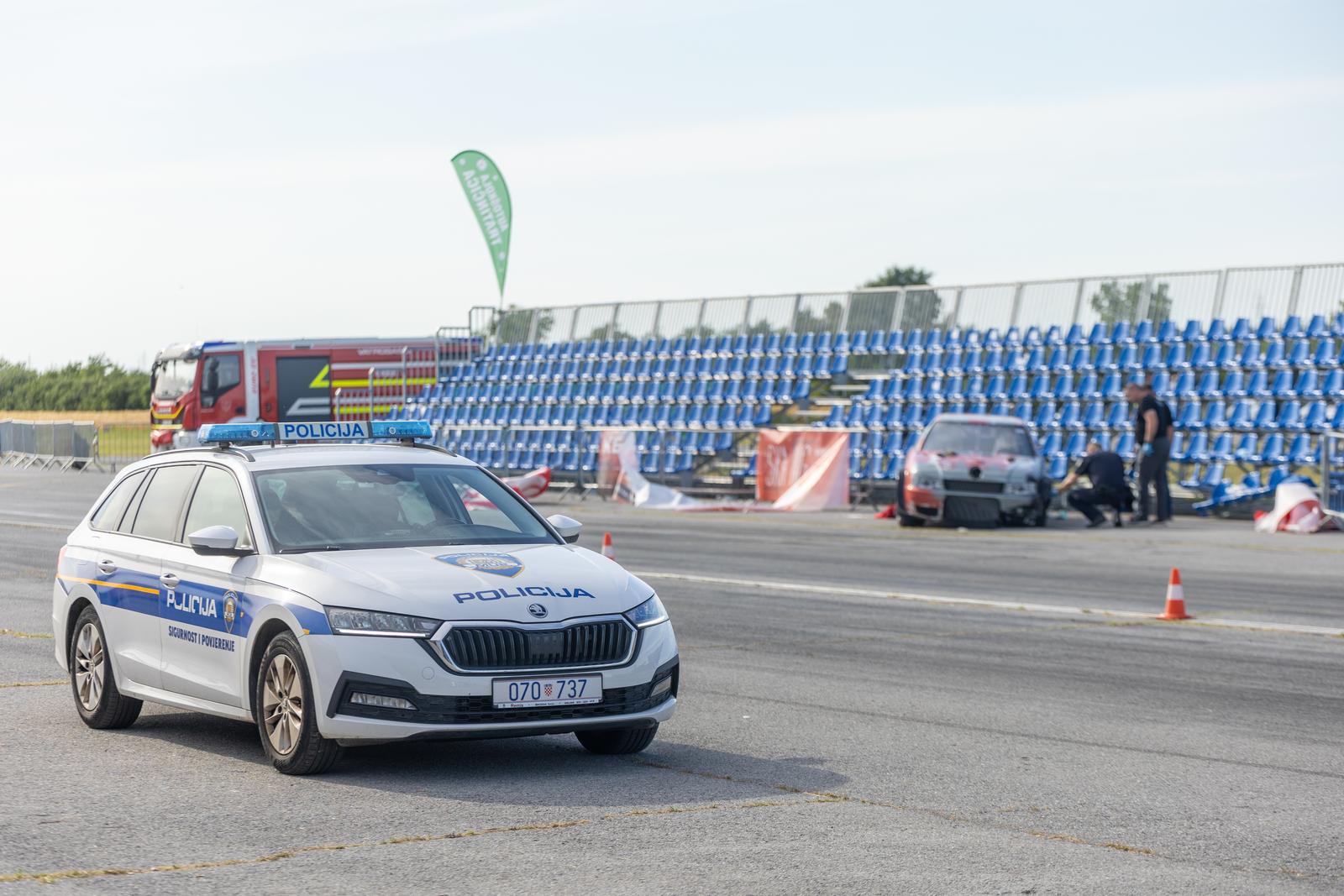02.06.2024. Osijek -  Nesreca na 31. izdanju osjeckog Street race-a, natjecatelj se automobilom zabio u tribinu Photo: Borna Jaksic/PIXSELL